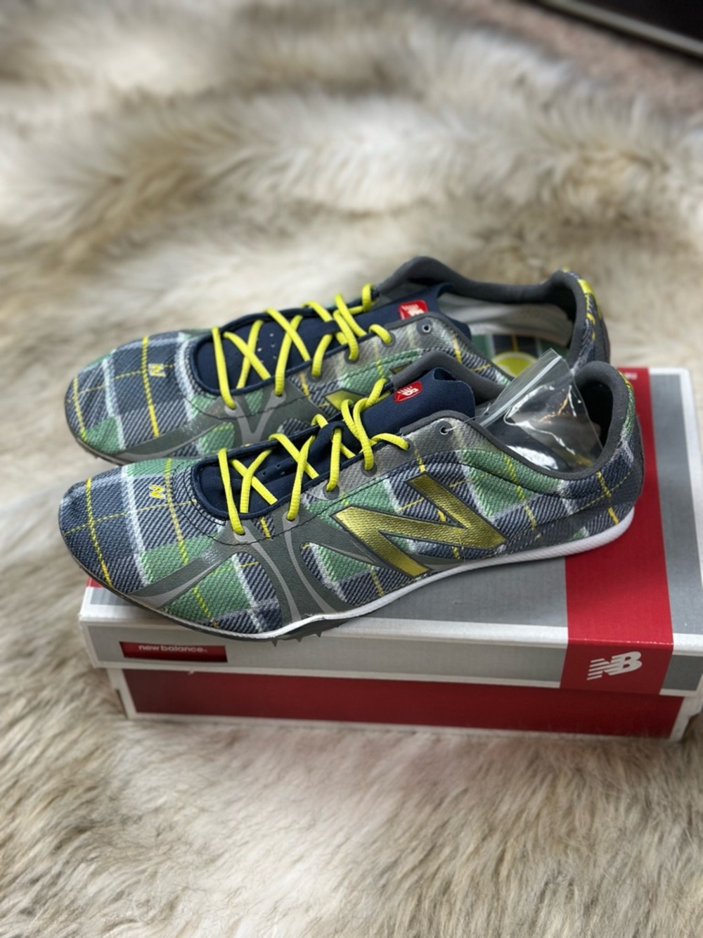 New Balance MR800NY Track Spikes Men’s Size 11 Plaid Green Yellow NWT